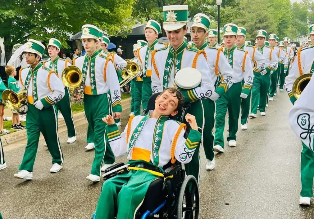 Picture of Oskar in the marching band